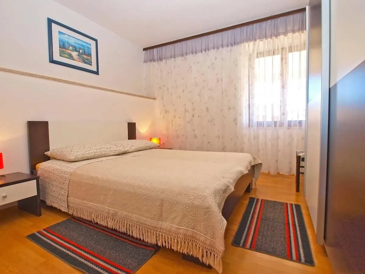 Apartments Blazenka 1270 Pula