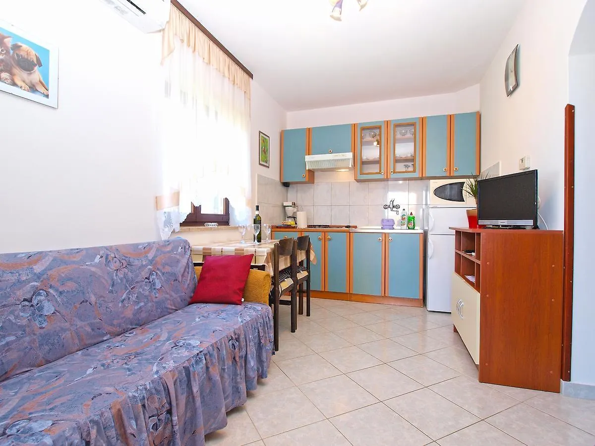 Apartments Blazenka 1270 Πούλα