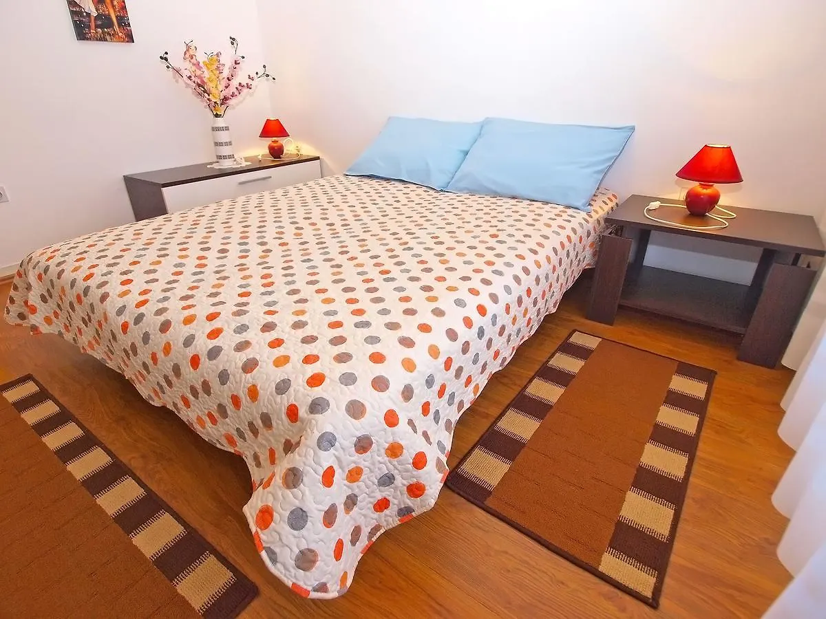 Apartments Blazenka 1270 Pula Croatia