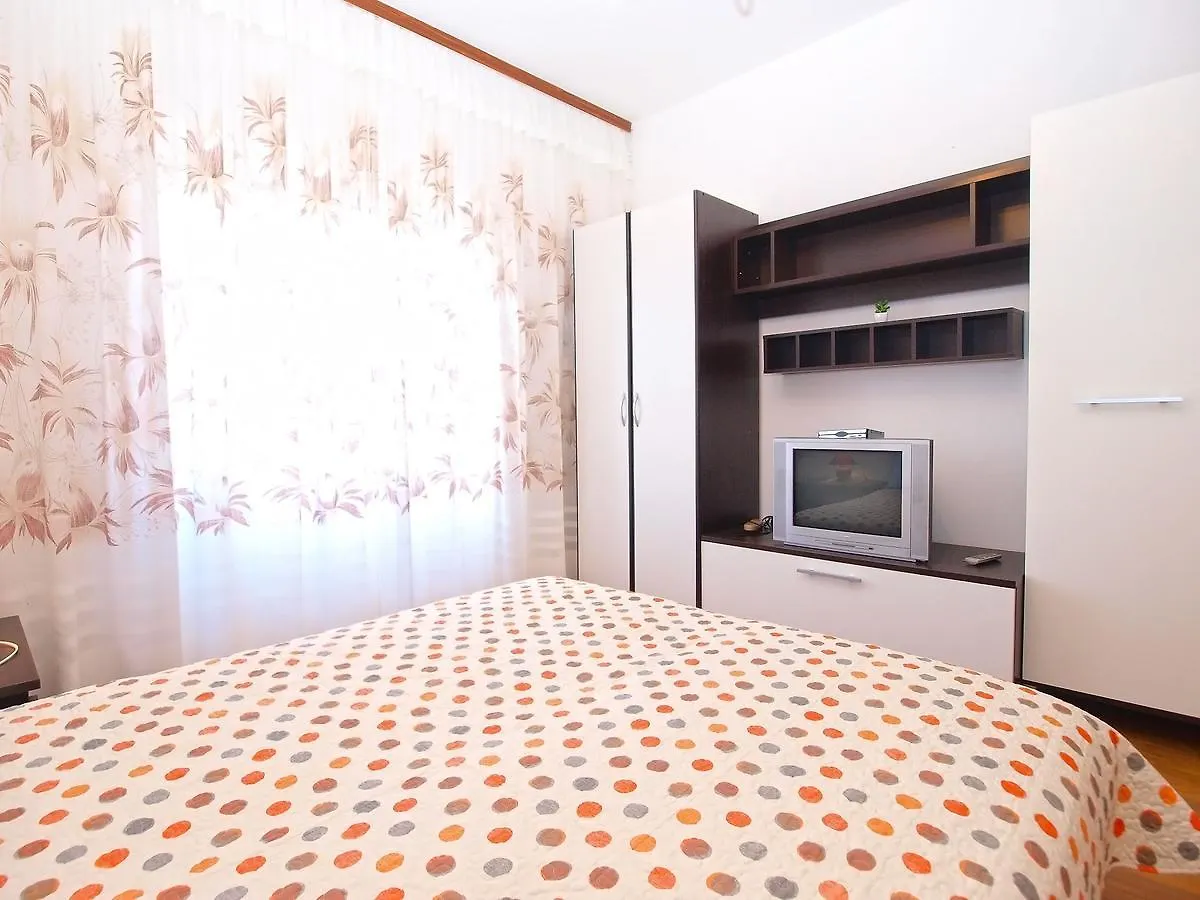 Apartments Blazenka 1270 Pula