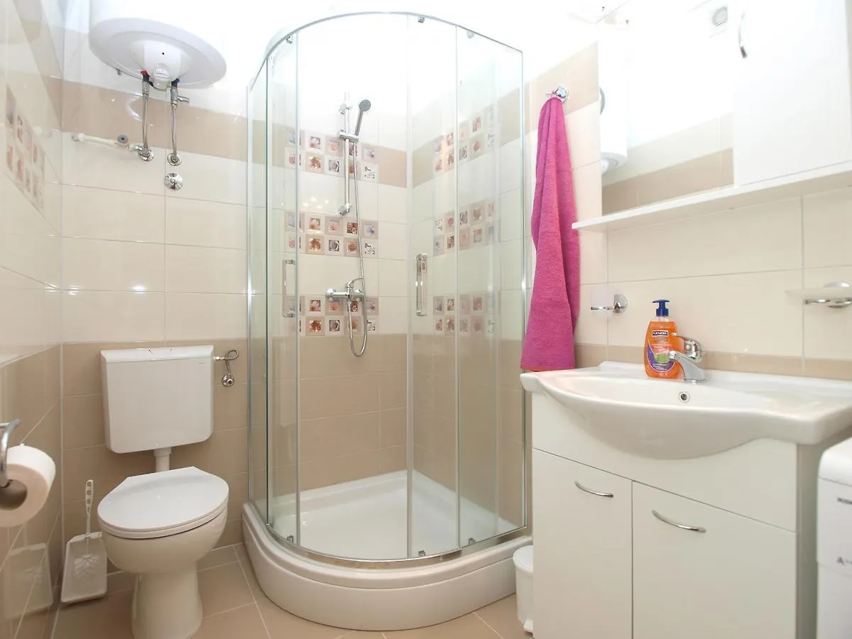 Apartments Blazenka 1270 Pula Croatia