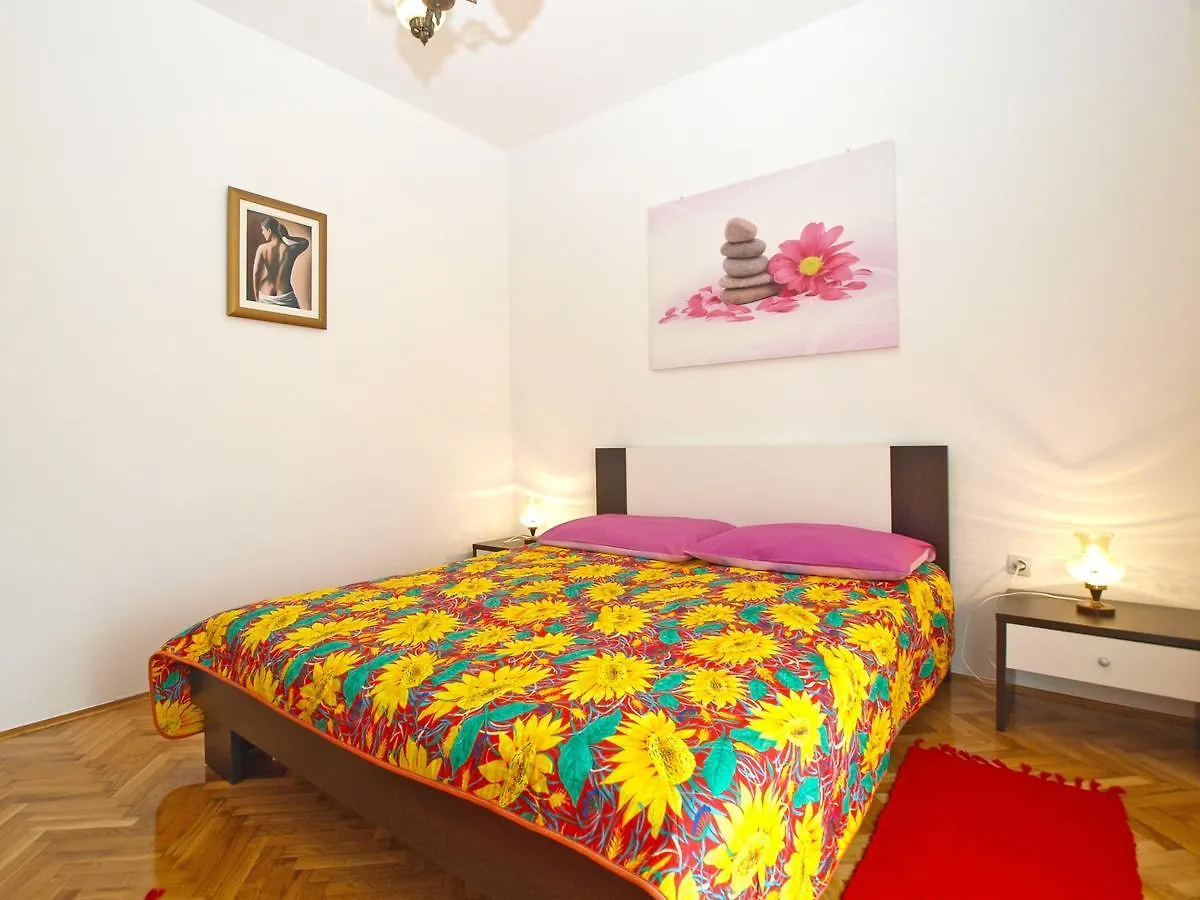 Apartments Blazenka 1270 Pula